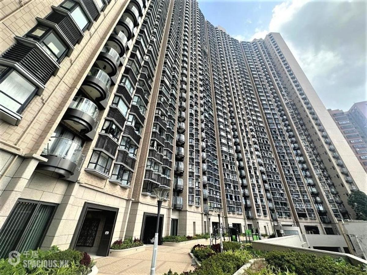 Happy Valley - Beverly Hill 01