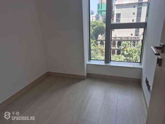 Sai Ying Pun - Upper Manor 02