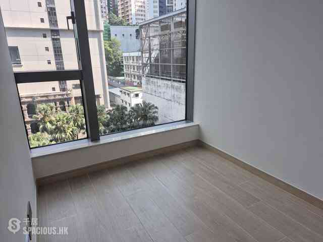 Sai Ying Pun - Upper Manor 03