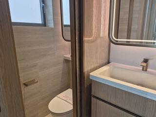 Sai Ying Pun - Upper Manor 07