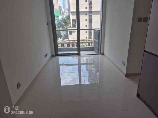 Sai Ying Pun - Upper Manor 09