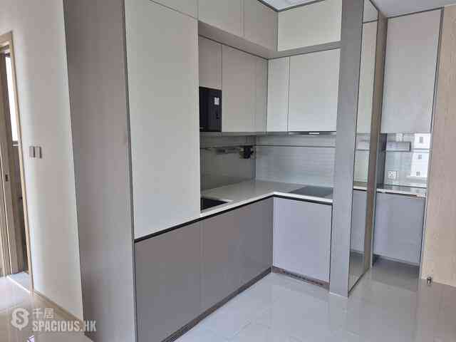 Sai Ying Pun - Upper Manor 11