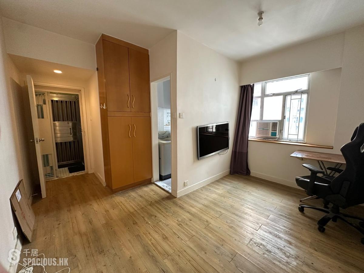 Kennedy Town - Jade Court 01