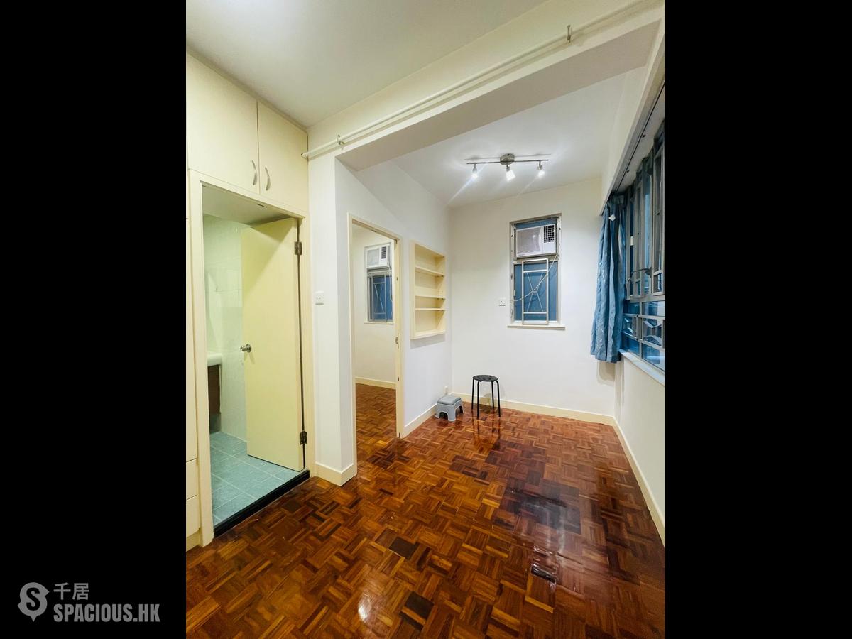 Wan Chai - Fasteem Mansion 01
