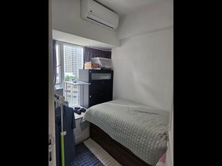 Tiu Keng Leng - Metro Town Phase 2 Le Point Block 8 04