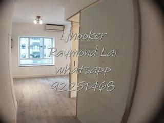 Mid Levels Central - Maxluck Court 04