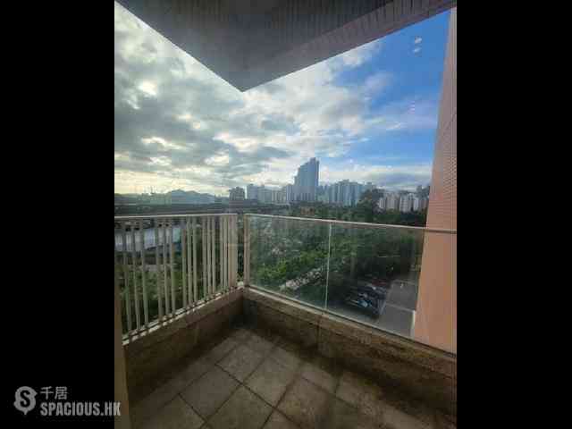 大角咀 - 君滙港1座 02