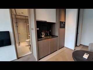 Central - One Chancery 06