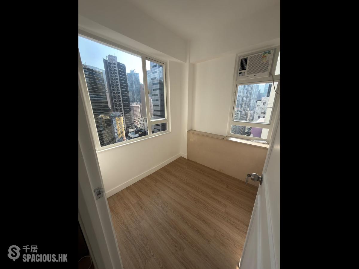 Wan Chai - Eastman Court 01