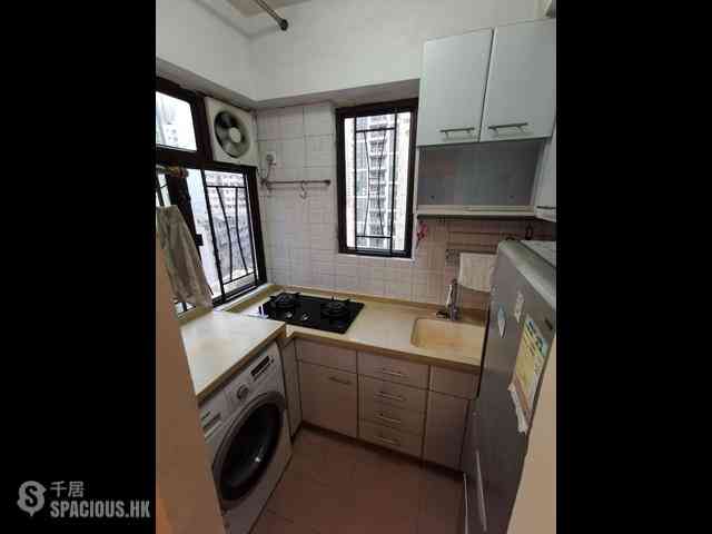 Kennedy Town - Lungga Mansion 04