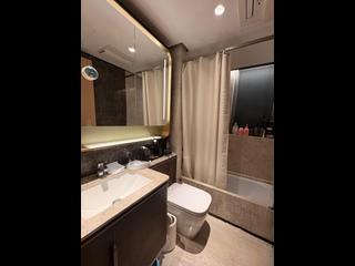 Wong Chuk Hang - The Southside Phase 2 La Marina Tower 1B 06