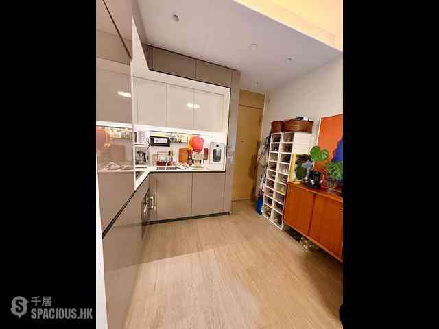 Wong Chuk Hang - The Southside Phase 2 La Marina Tower 1B 04