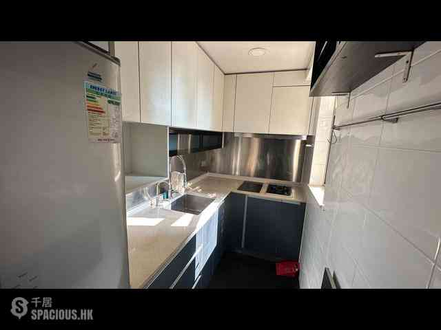 Kennedy Town - The Merton 06
