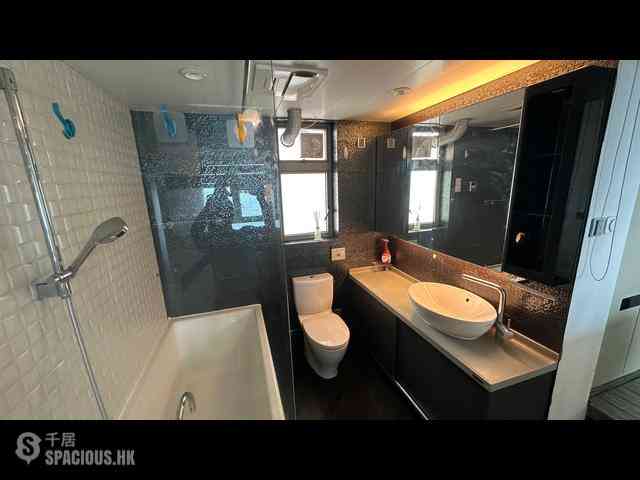 Kennedy Town - The Merton 11