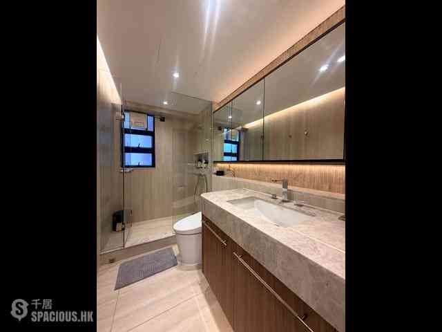 Mid Levels West - Dragonview Court 09