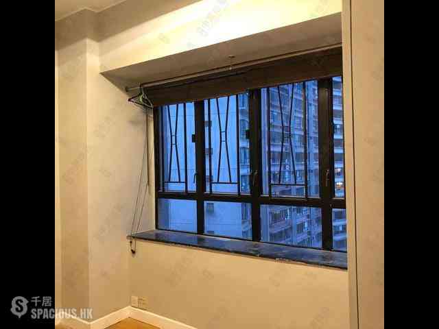 Sai Ying Pun - Island Crest Block 1 08