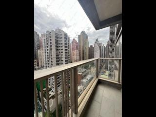 Sai Ying Pun - Island Crest Block 1 12