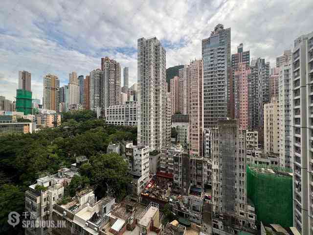 Sai Ying Pun - Island Crest Block 1 13