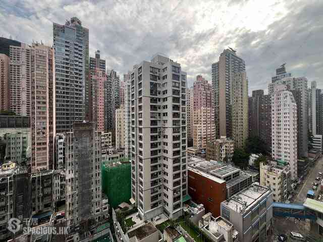 Sai Ying Pun - Island Crest Block 1 14