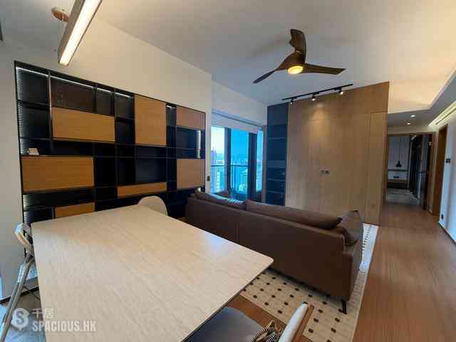 Mid Levels Central - Arezzo 11