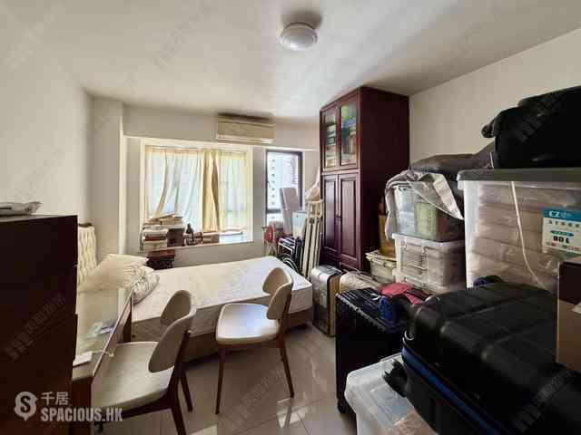 Sai Ying Pun - Ning Yeung Terrace Block A 03