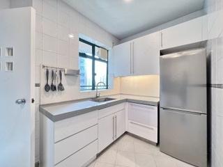 Mid Levels Central - Hillsborough Court 05