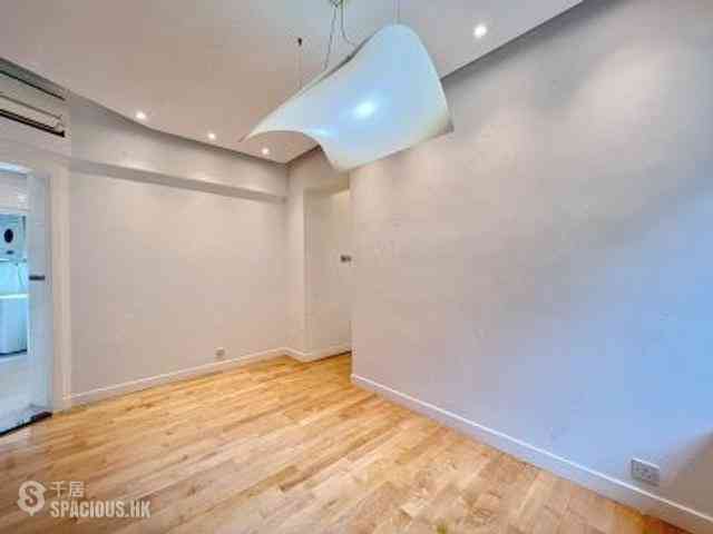 Mid Levels Central - Hillsborough Court 10