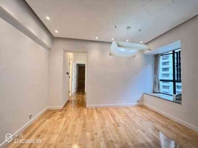 Mid Levels Central - Hillsborough Court 09