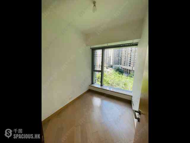 Tung Chung - Century Link Phase 1 Tower 5B 02