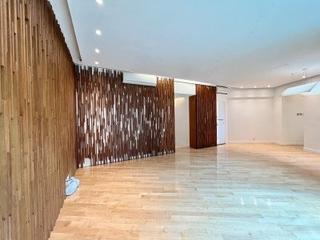 Mid Levels Central - Hillsborough Court 03