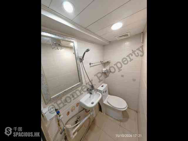 Causeway Bay - Thai Kong Building 05