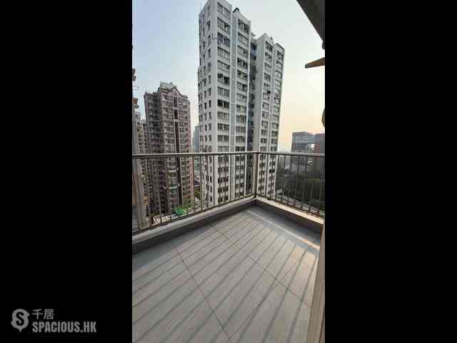 Mong Kok - Tung On Court 03
