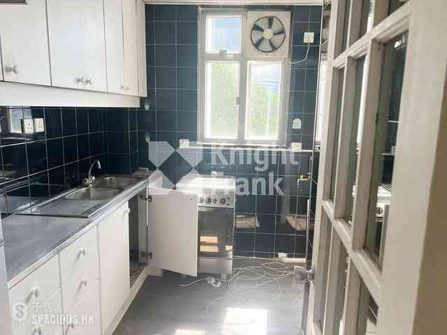 Pok Fu Lam - Four Winds Apartment 06