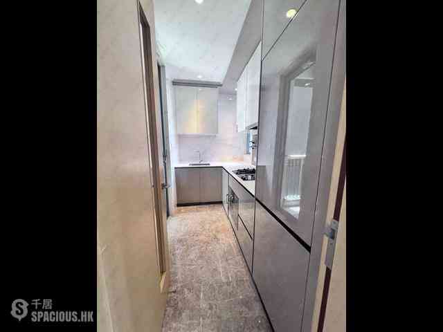 Wong Chuk Hang - The Southside Phase 2 La Marina Tower 2B 06