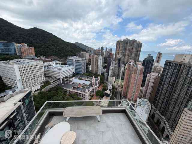 Sai Ying Pun - The Summa Block 1 06