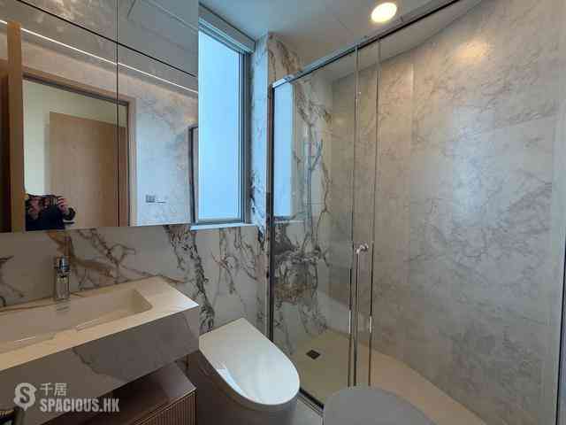 Sai Ying Pun - The Summa Block 1 08