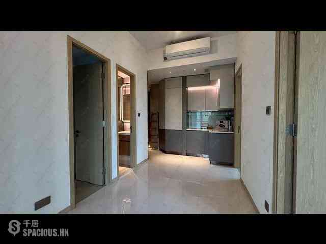 Sai Ying Pun - Upper Manor 18