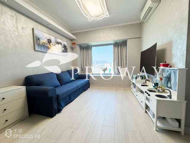 West Kowloon - Sorrento 01