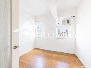 Stubbs Road - Miramar Villa 07