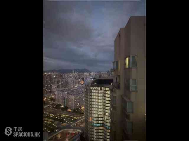West Kowloon - The Waterfront 16