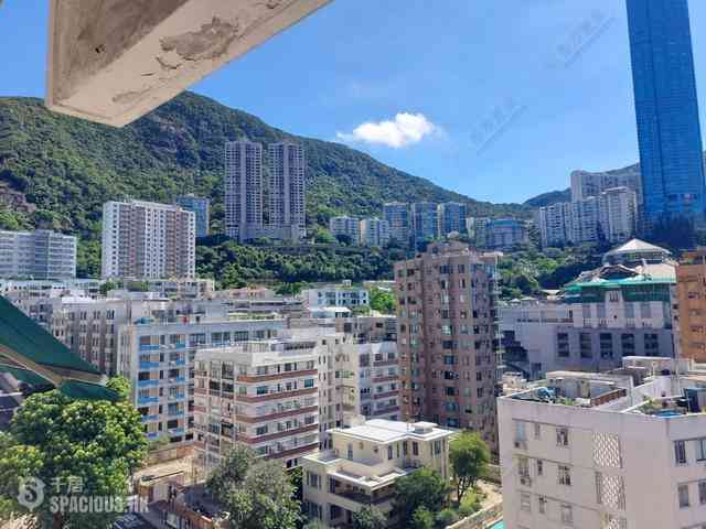 Happy Valley - Moulin Court 01