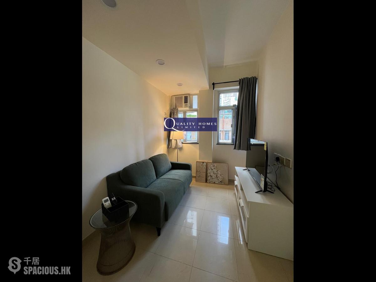 Sheung Wan - Tai Wing House 01