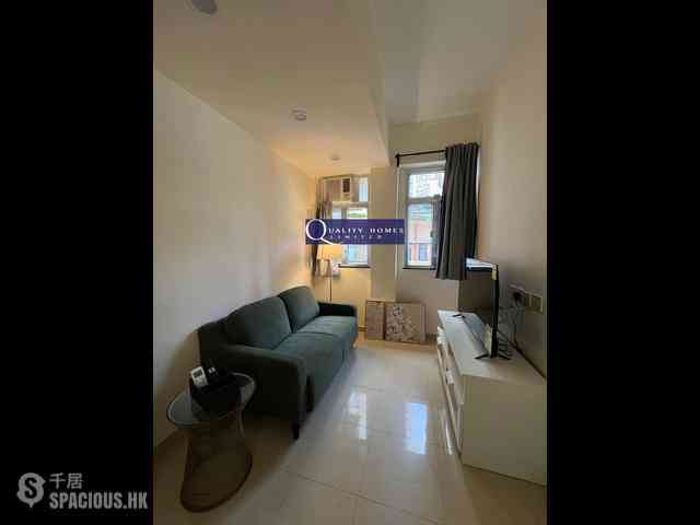 Sheung Wan - Tai Wing House 01