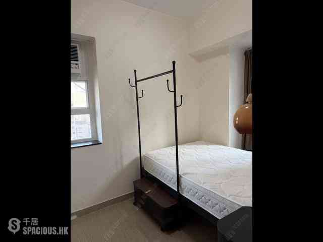 Wan Chai - Silvervale Mansion 06