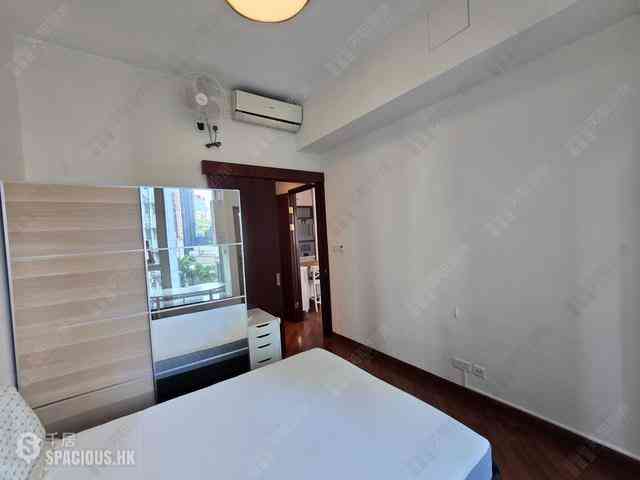 Wan Chai - The Avenue Phase 2 Block 2 03