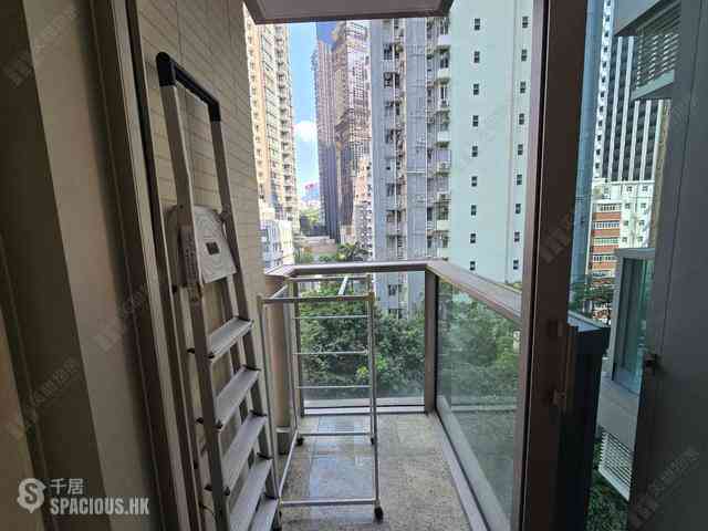 Wan Chai - The Avenue Phase 2 Block 2 07