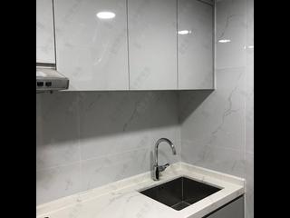 Mid Levels Central - Robinson Heights Block 3 06