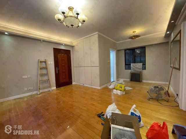 Mid Levels Central - Robinson Heights Block 3 10