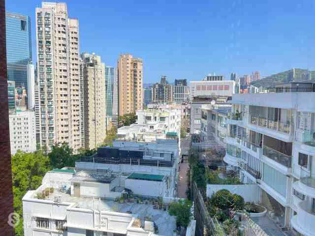 Happy Valley - The Broadville 01