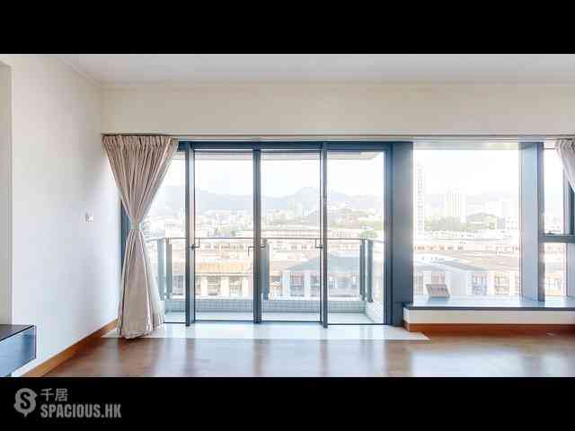 Kowloon Tong - The Ultimate 08